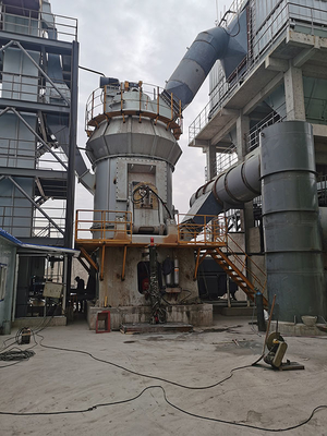 উচ্চ দক্ষতা বক্সাইট নাকাল মিল ডলোমাইট Pulverizer মেশিন উল্লম্ব
